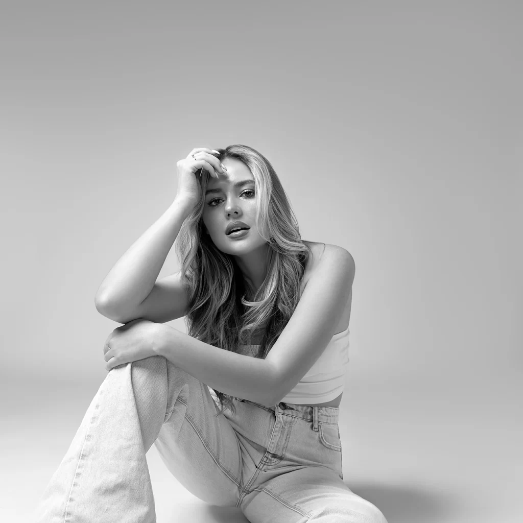Professional Modeling Portfolio for Alyona Astapova