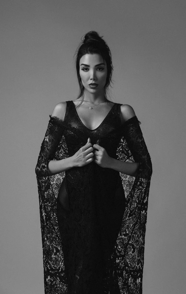 High Fashion Photography Session with Maneli Maki