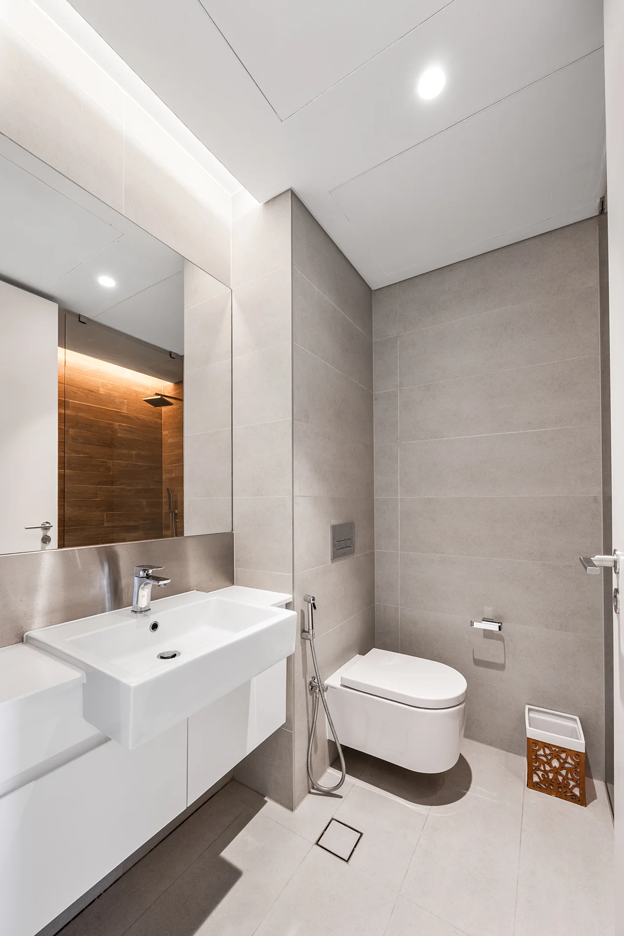 Bluewaters 3BR Property Photoshoot Dubai Eye View | Masoud Raoufi Photography Services Bluewaters 3BR Property Photoshoot Dubai Eye View