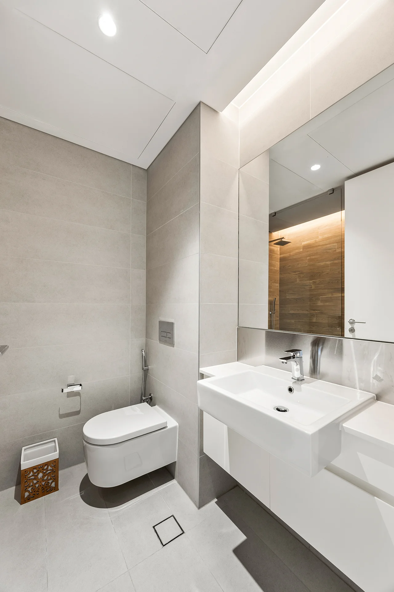 Bluewaters 3BR Property Photoshoot Dubai Eye View | Masoud Raoufi Photography Services Bluewaters 3BR Property Photoshoot Dubai Eye View