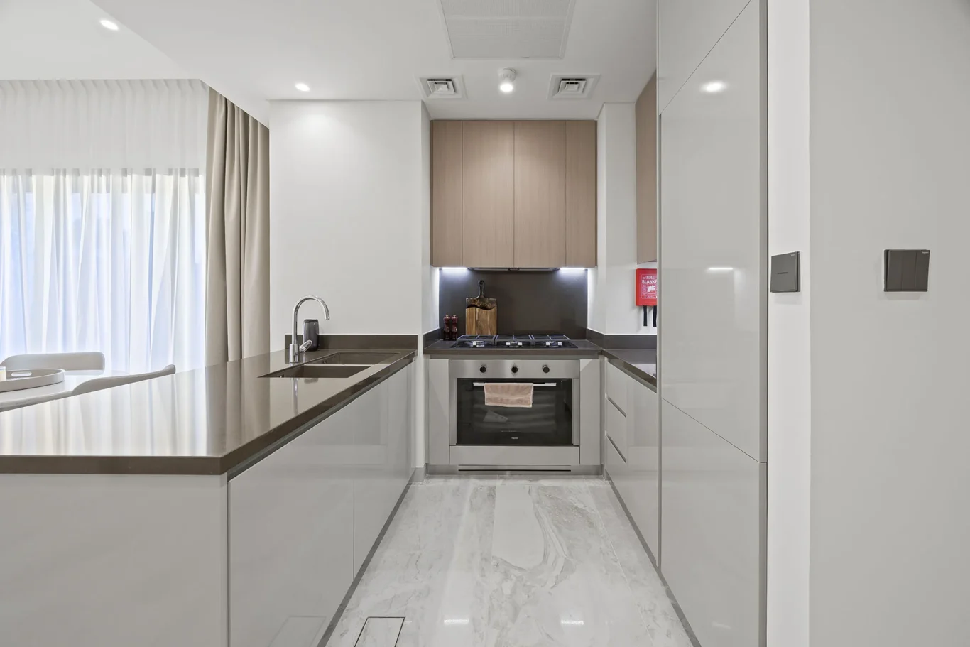 2 Bedroom with Canal View Photography in Peninsula Five | Masoud Raoufi Photography Services 2 Bedroom with Canal View Photography in Peninsula Five