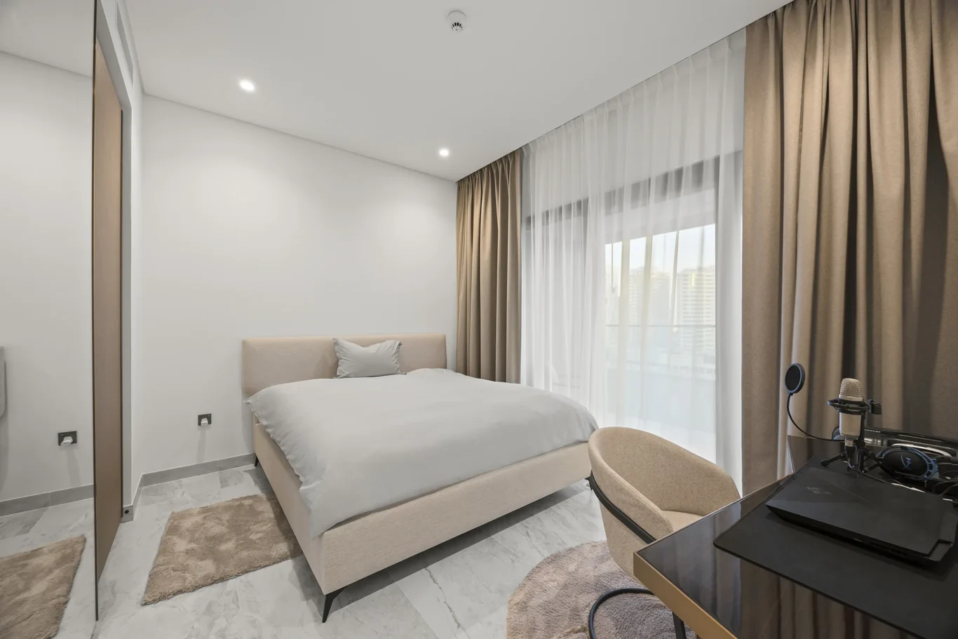 2 Bedroom with Canal View Photography in Peninsula Five | Masoud Raoufi Photography Services 2 Bedroom with Canal View Photography in Peninsula Five