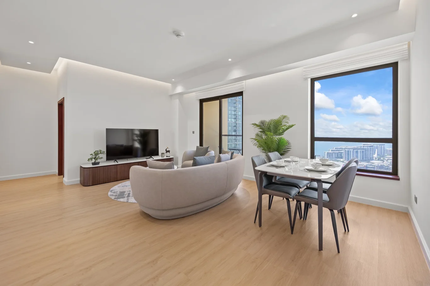JBR Shams 4 | ProfessionalAirbnb Photoshoot in Dubai | Masoud Raoufi Photography Services JBR Shams 4 | ProfessionalAirbnb Photoshoot in Dubai
