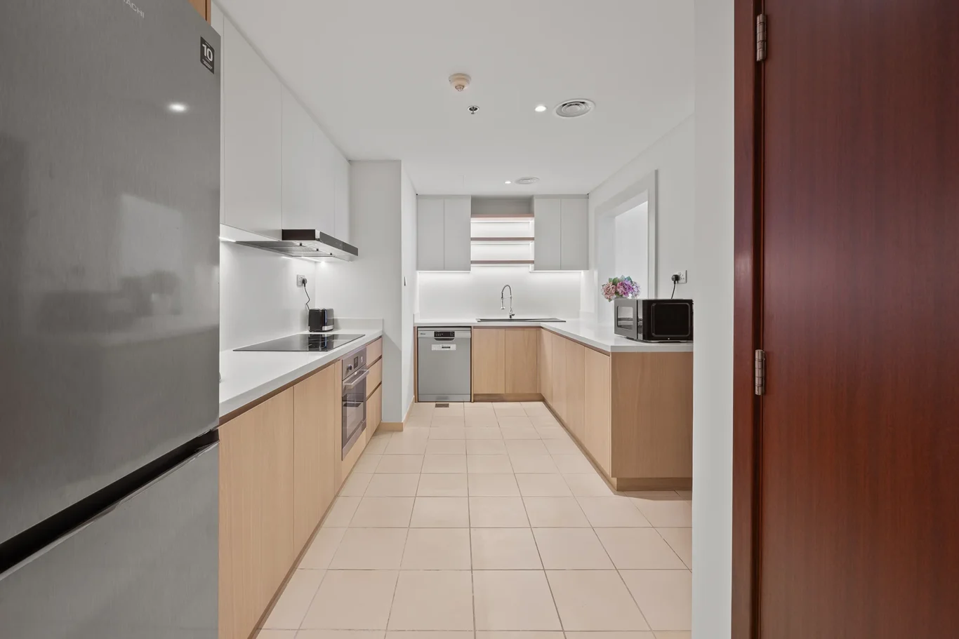 JBR Shams 4 | ProfessionalAirbnb Photoshoot in Dubai | Masoud Raoufi Photography Services JBR Shams 4 | ProfessionalAirbnb Photoshoot in Dubai