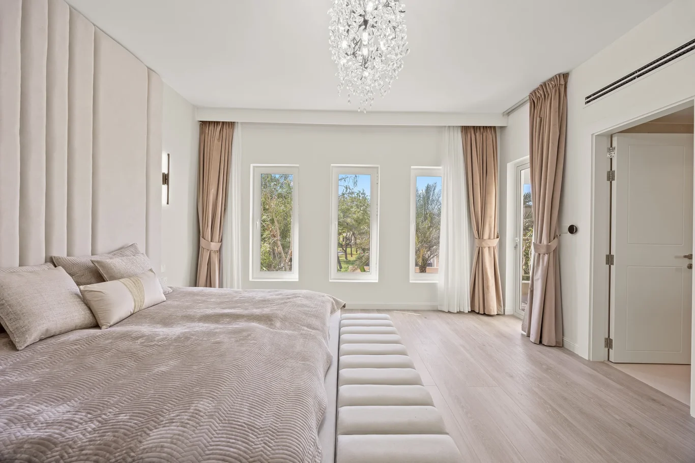 Duplex Villa Photography in Emirates Hills | Apex Homes Co | Masoud Raoufi Photography Services Duplex Villa Photography in Emirates Hills | Apex Homes Co