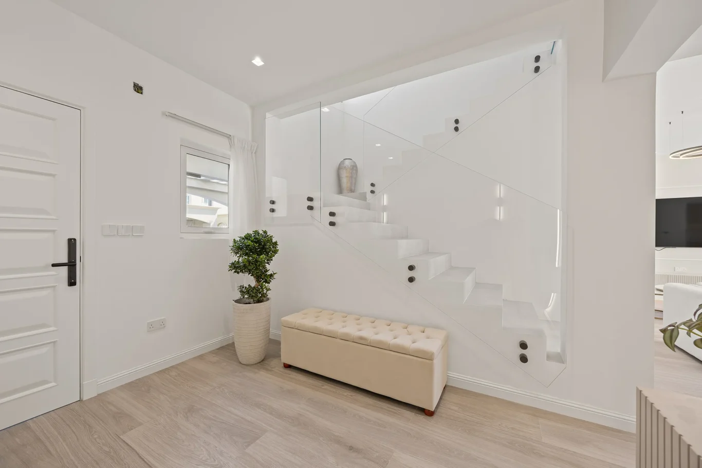 Duplex Villa Photography in Emirates Hills | Apex Homes Co | Masoud Raoufi Photography Services Duplex Villa Photography in Emirates Hills | Apex Homes Co