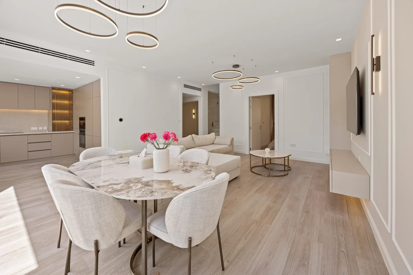 Duplex Villa Photography in Emirates Hills | Apex Homes Co | Masoud Raoufi Photography Services Duplex Villa Photography in Emirates Hills | Apex Homes Co
