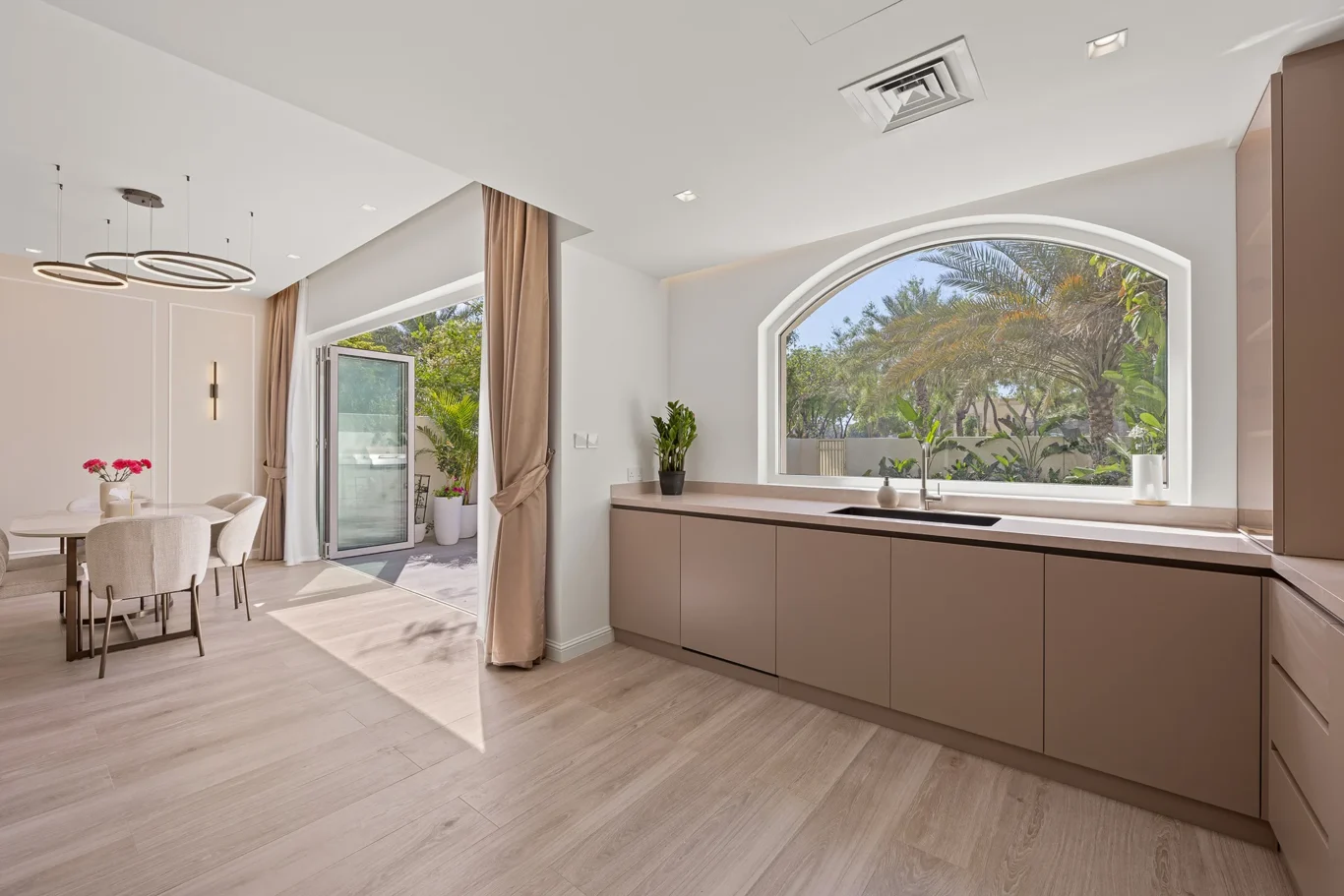 Duplex Villa Photography in Emirates Hills | Apex Homes Co | Masoud Raoufi Photography Services Duplex Villa Photography in Emirates Hills | Apex Homes Co