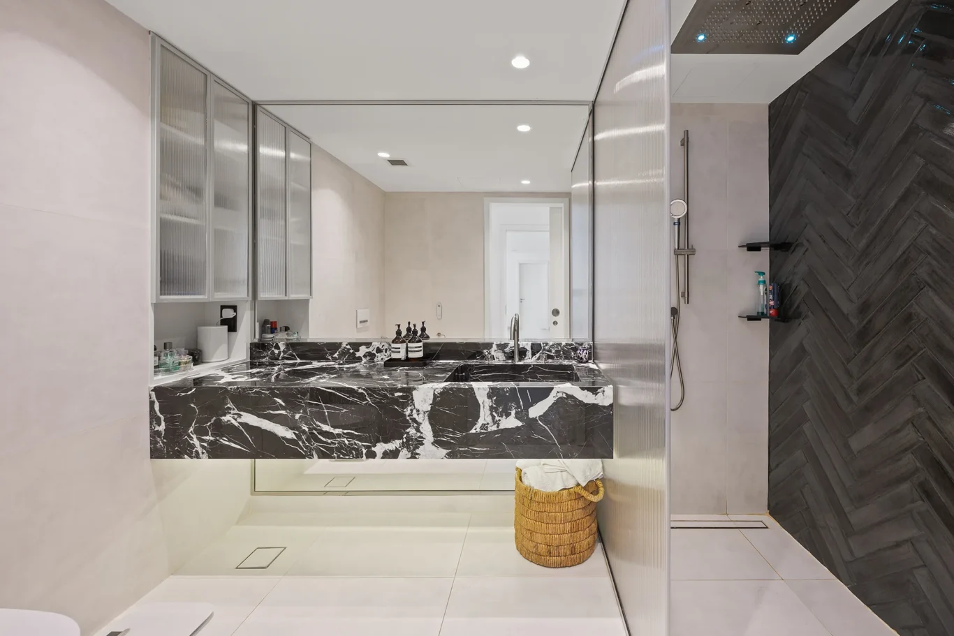Luxury 2 Bedroom Apartment Photography | Oceana Residence | Masoud Raoufi Photography Services Luxury 2 Bedroom Apartment Photography | Oceana Residence