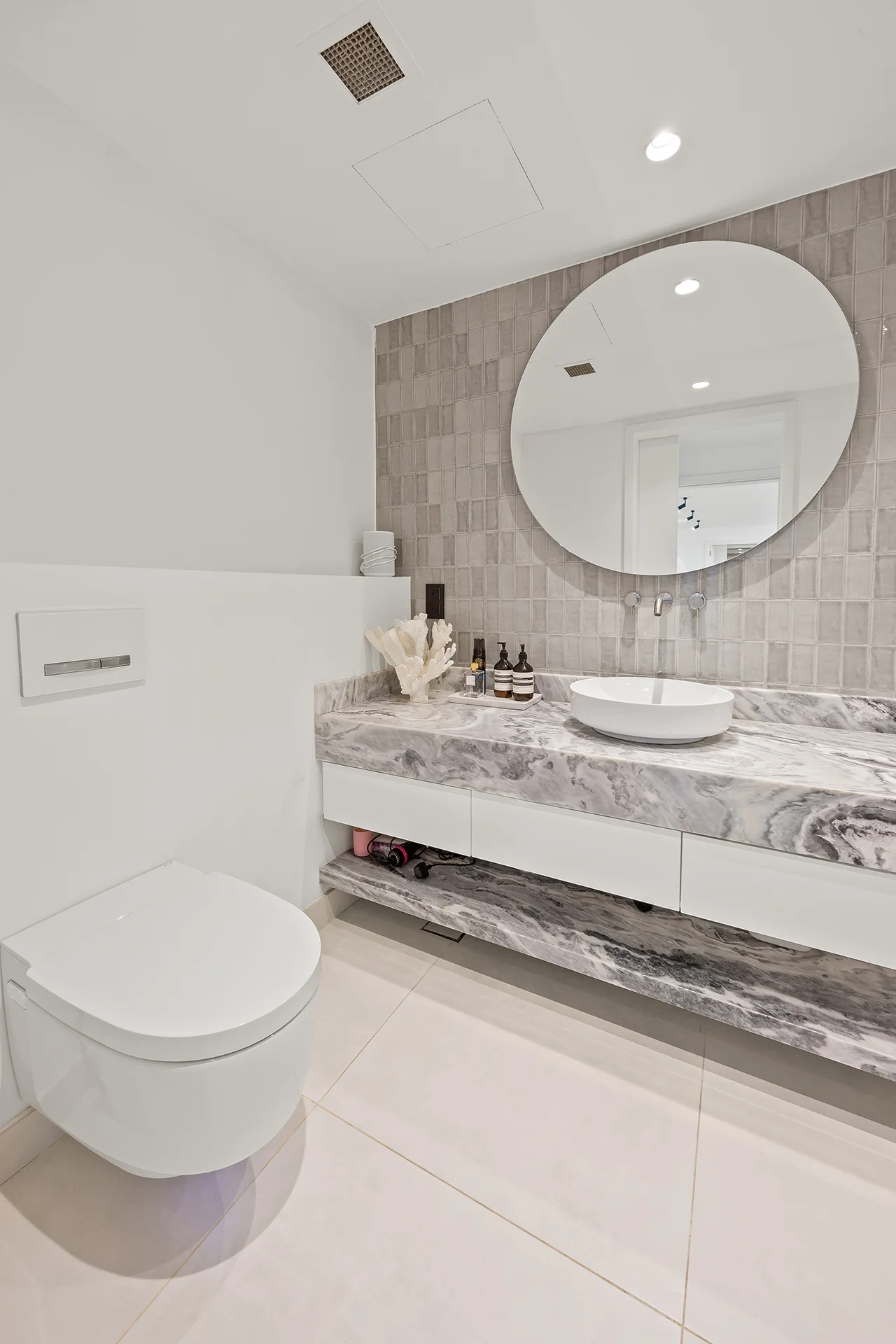 Luxury 2 Bedroom Apartment Photography | Oceana Residence | Masoud Raoufi Photography Services Luxury 2 Bedroom Apartment Photography | Oceana Residence