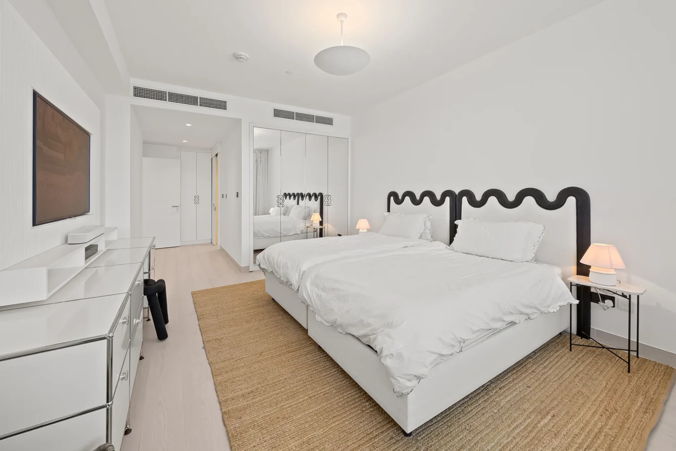 Luxury 2 Bedroom Apartment Photography | Oceana Residence | Masoud Raoufi Photography Services Luxury 2 Bedroom Apartment Photography | Oceana Residence