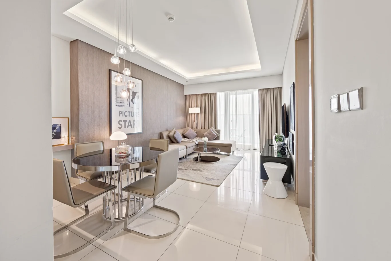 1 Bedroom Airbnb Photoshoot | Damac Paramount Tower | Masoud Raoufi Photography Services 1 Bedroom Airbnb Photoshoot | Damac Paramount Tower