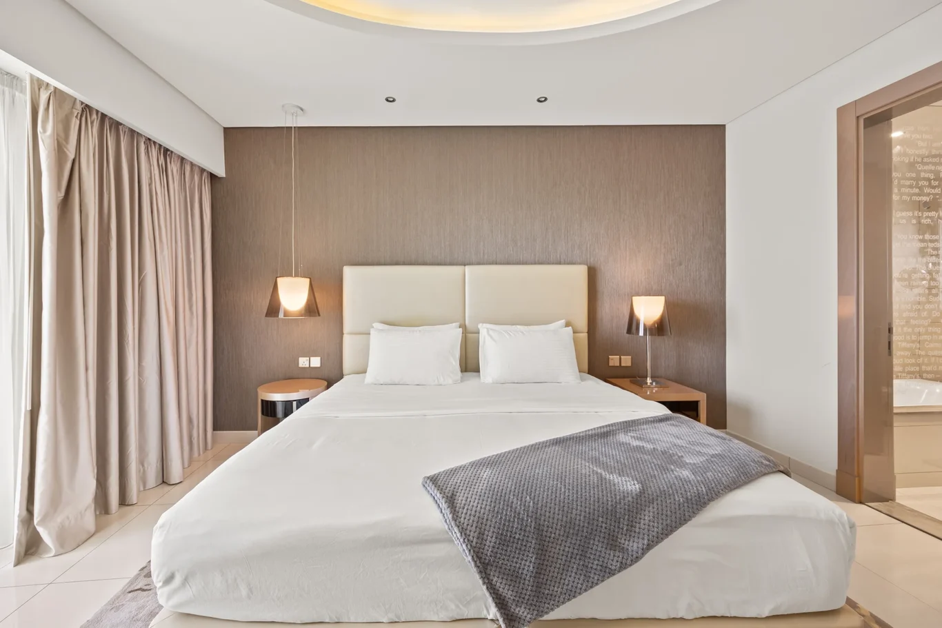 1 Bedroom Airbnb Photoshoot | Damac Paramount Tower | Masoud Raoufi Photography Services 1 Bedroom Airbnb Photoshoot | Damac Paramount Tower