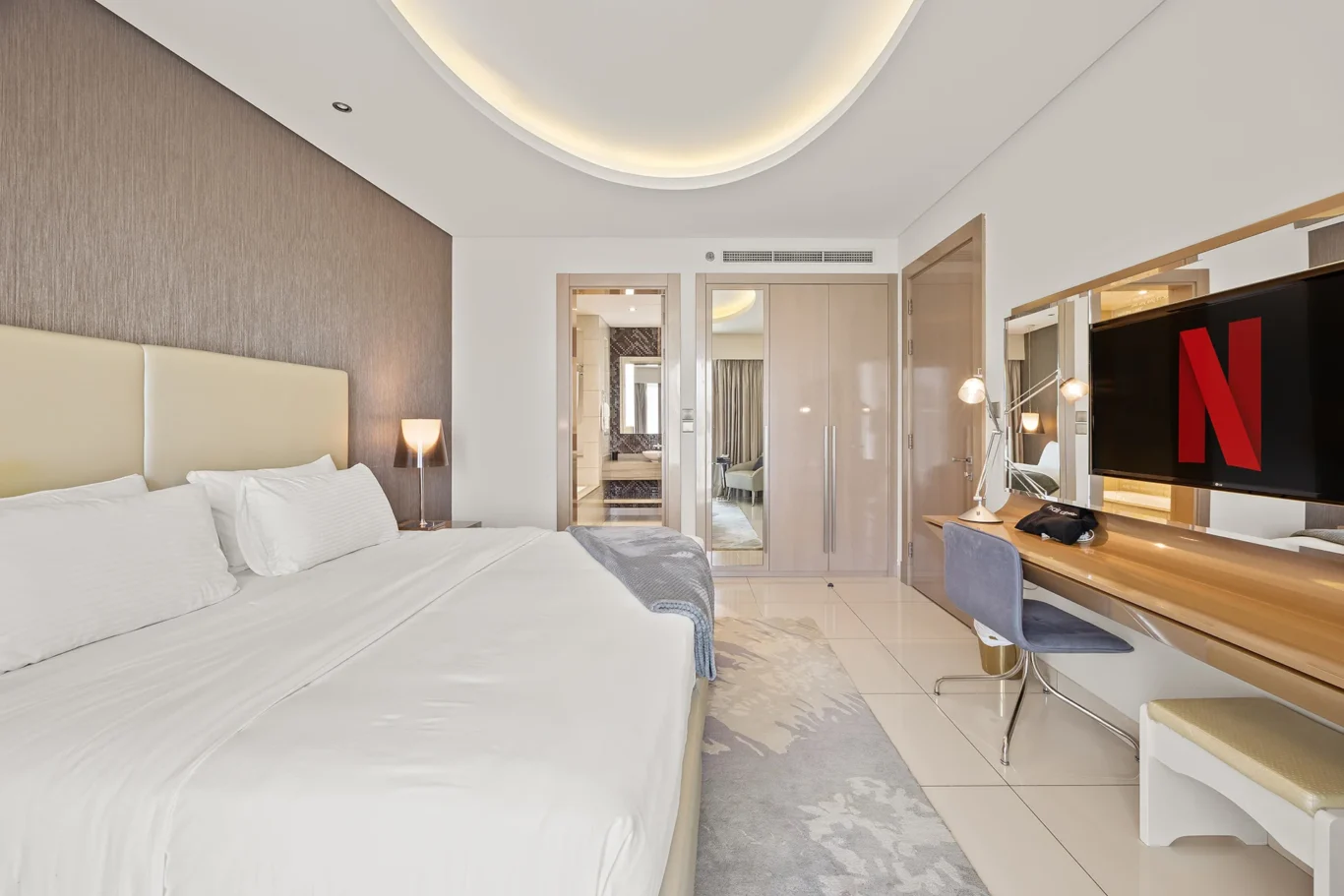 1 Bedroom Airbnb Photoshoot | Damac Paramount Tower | Masoud Raoufi Photography Services 1 Bedroom Airbnb Photoshoot | Damac Paramount Tower