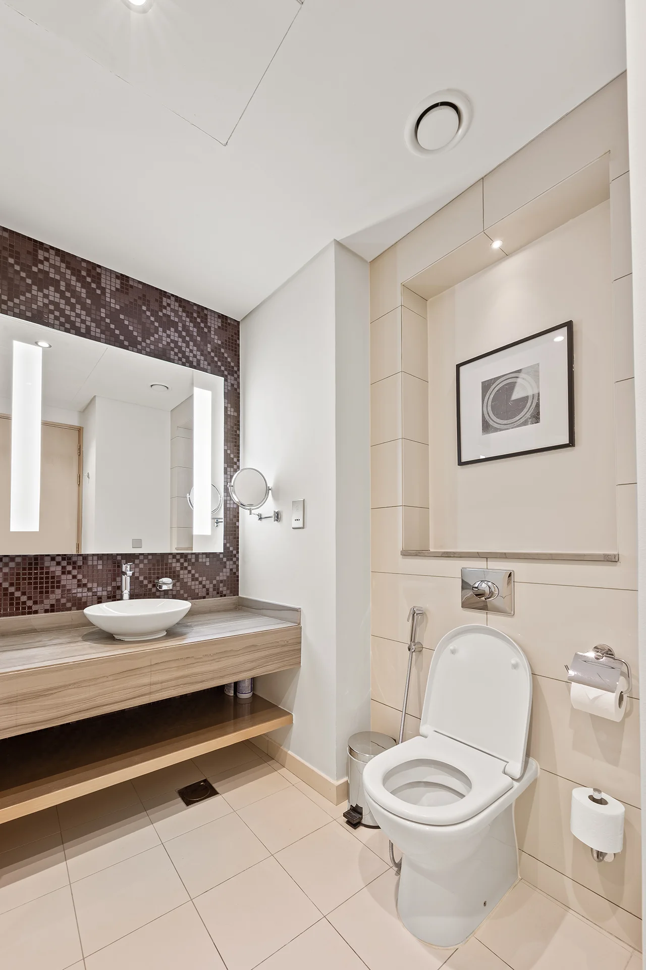 1 Bedroom Airbnb Photoshoot | Damac Paramount Tower | Masoud Raoufi Photography Services 1 Bedroom Airbnb Photoshoot | Damac Paramount Tower