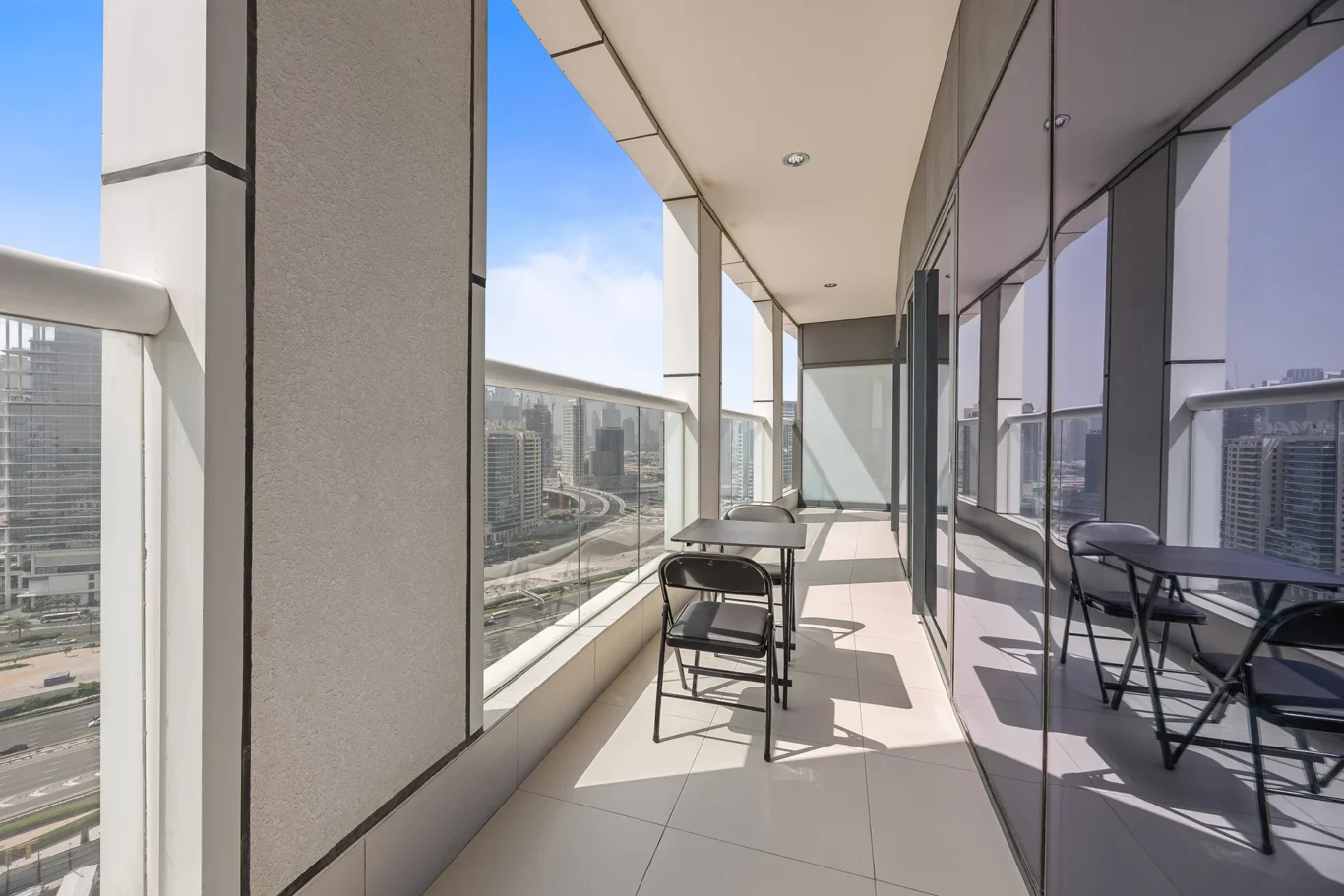 1 Bedroom Airbnb Photoshoot | Damac Paramount Tower | Masoud Raoufi Photography Services 1 Bedroom Airbnb Photoshoot | Damac Paramount Tower