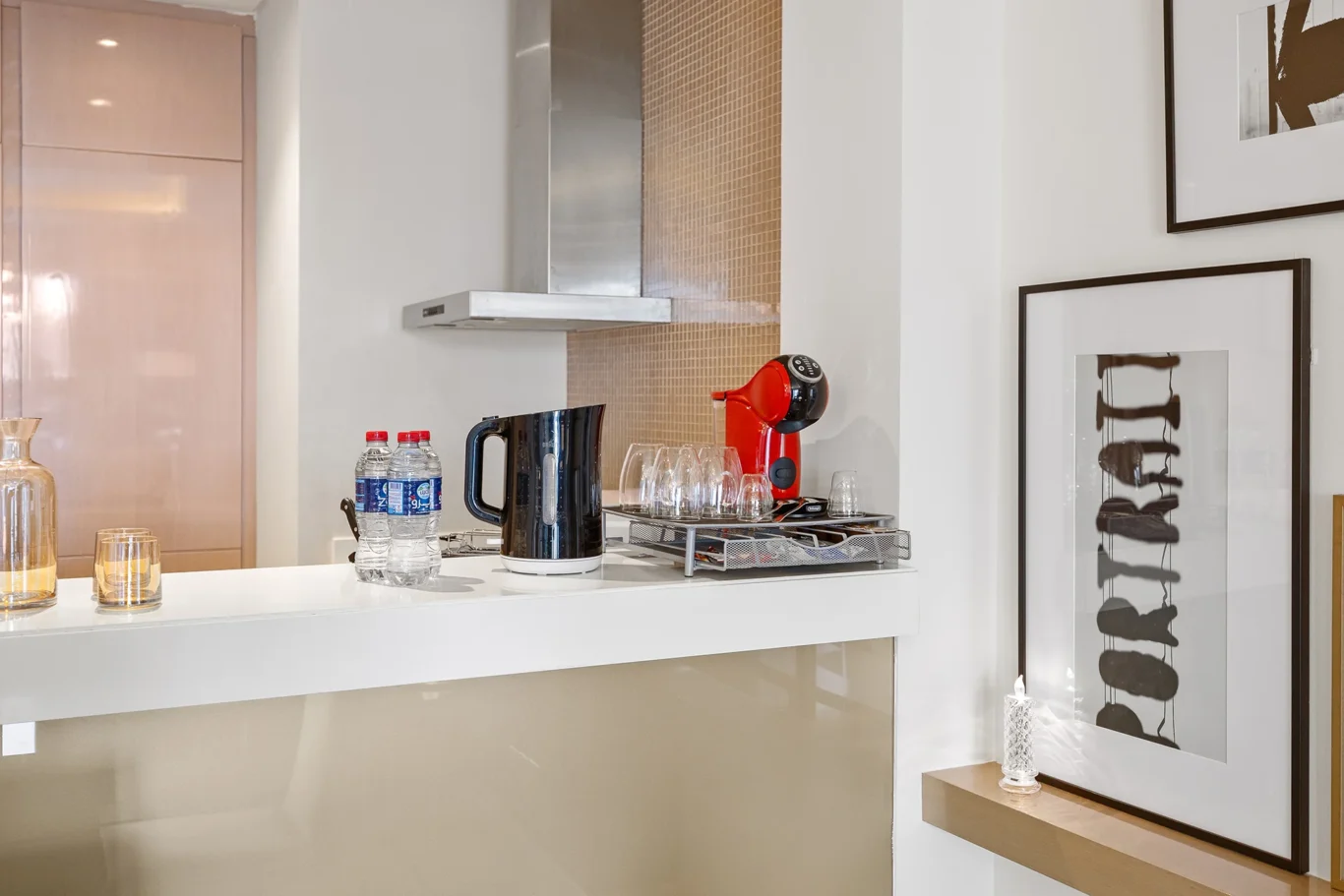 1 Bedroom Airbnb Photoshoot | Damac Paramount Tower | Masoud Raoufi Photography Services 1 Bedroom Airbnb Photoshoot | Damac Paramount Tower