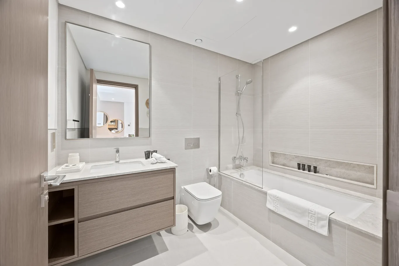 Airbnb Photography in Grande Signature Downtown Dubai | Masoud Raoufi Photography Services Airbnb Photography in Grande Signature Downtown Dubai