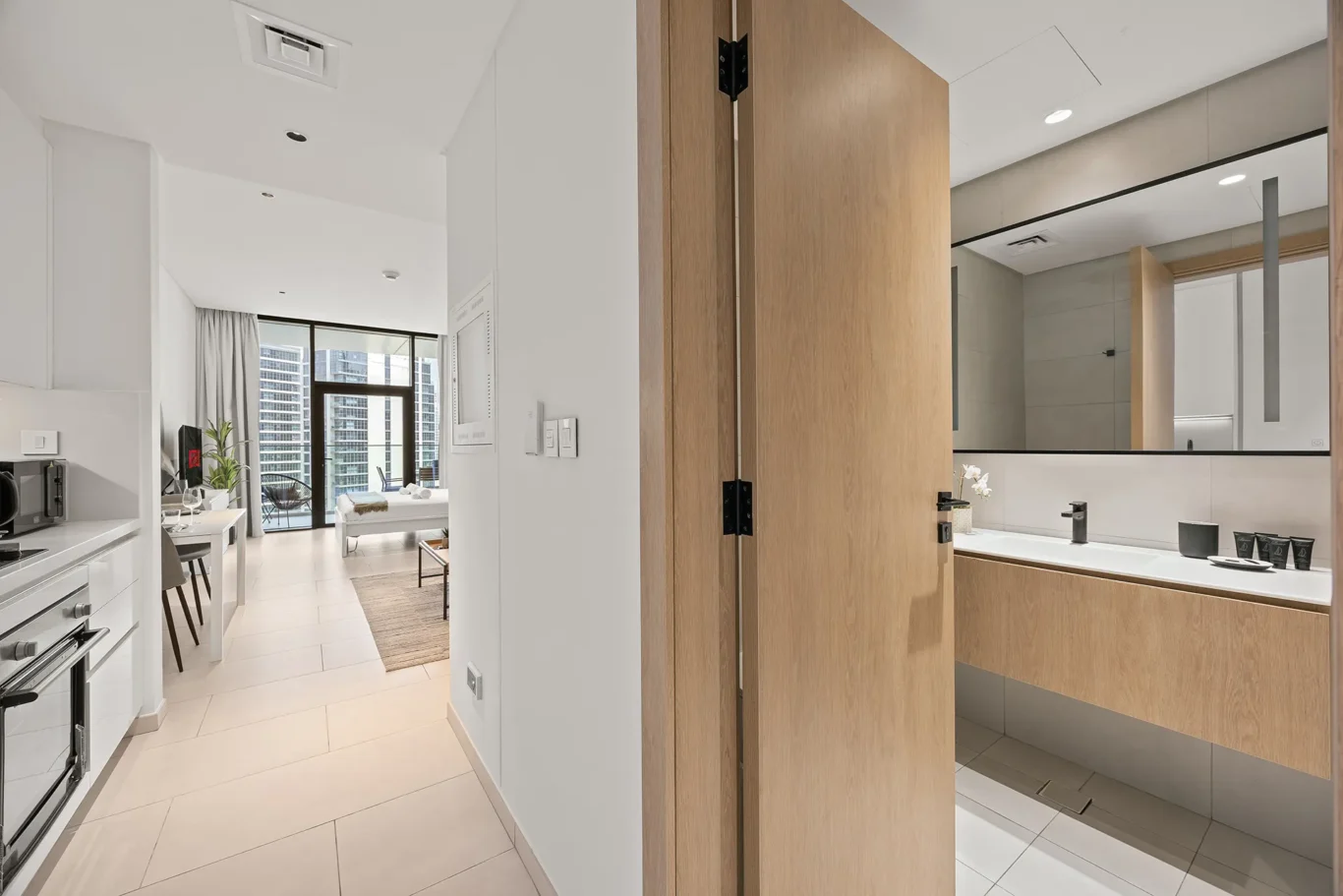 Minimal Studio Unit Photography | Marquise Square Tower | Masoud Raoufi Photography Services Minimal Studio Unit Photography | Marquise Square Tower