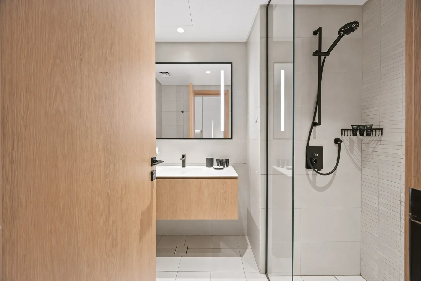 Minimal Studio Unit Photography | Marquise Square Tower | Masoud Raoufi Photography Services Minimal Studio Unit Photography | Marquise Square Tower