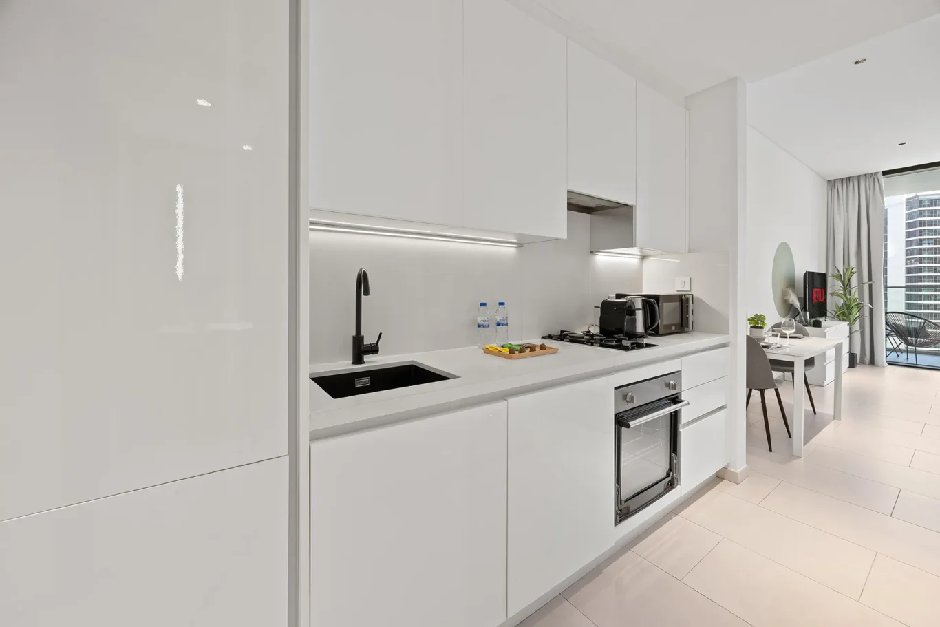 Minimal Studio Unit Photography | Marquise Square Tower | Masoud Raoufi Photography Services Minimal Studio Unit Photography | Marquise Square Tower
