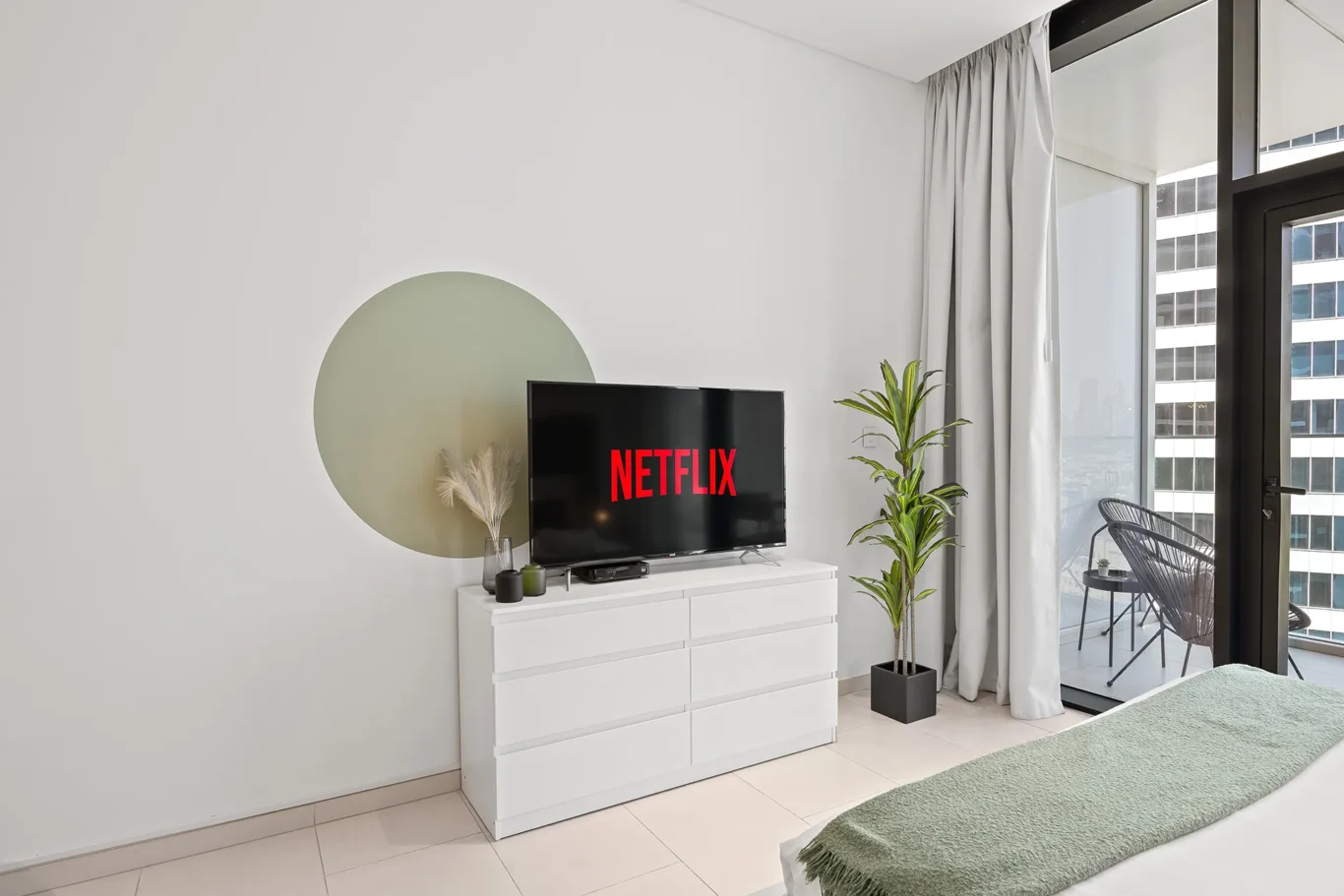 Minimal Studio Unit Photography | Marquise Square Tower | Masoud Raoufi Photography Services Minimal Studio Unit Photography | Marquise Square Tower