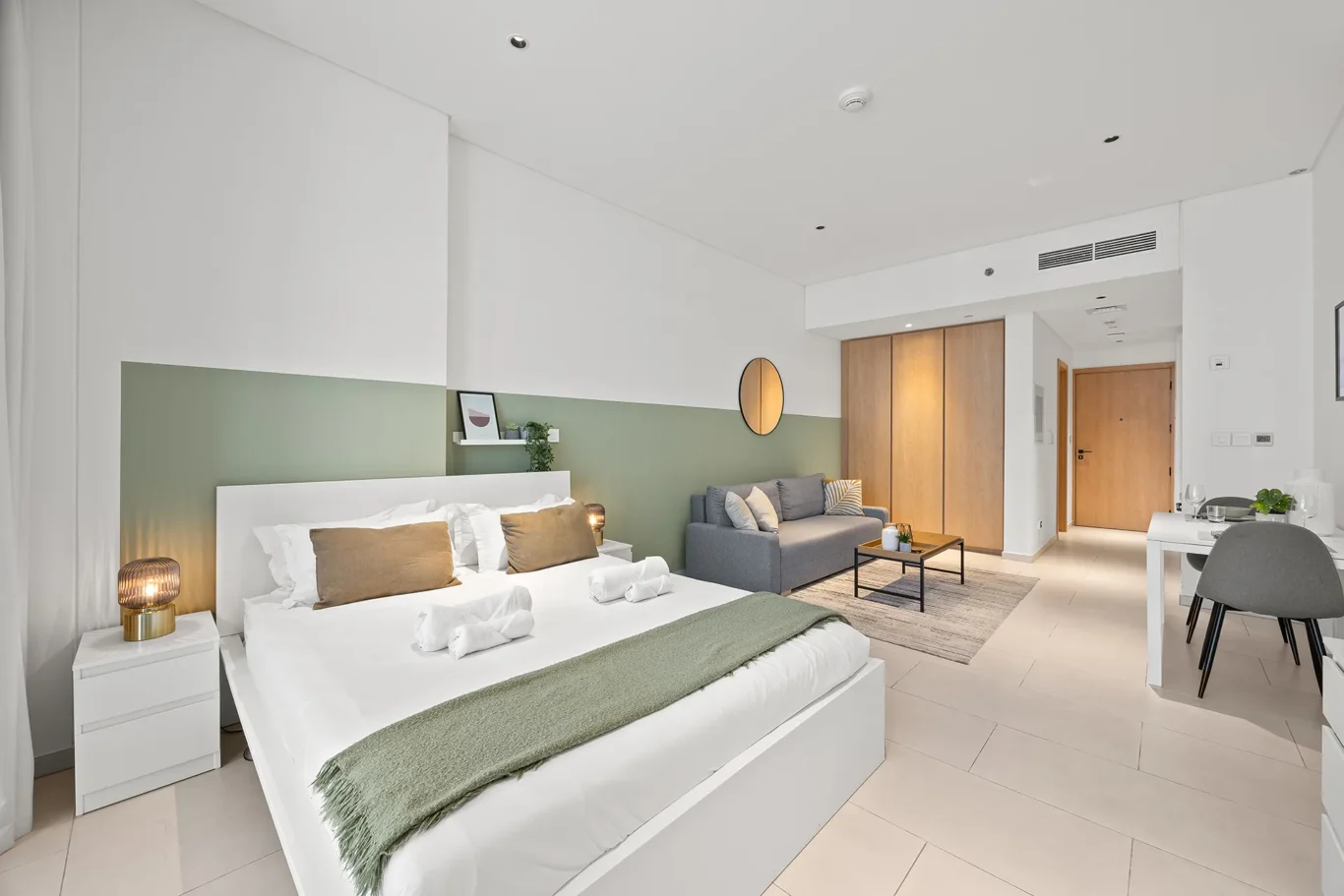 Minimal Studio Unit Photography | Marquise Square Tower | Masoud Raoufi Photography Services Minimal Studio Unit Photography | Marquise Square Tower