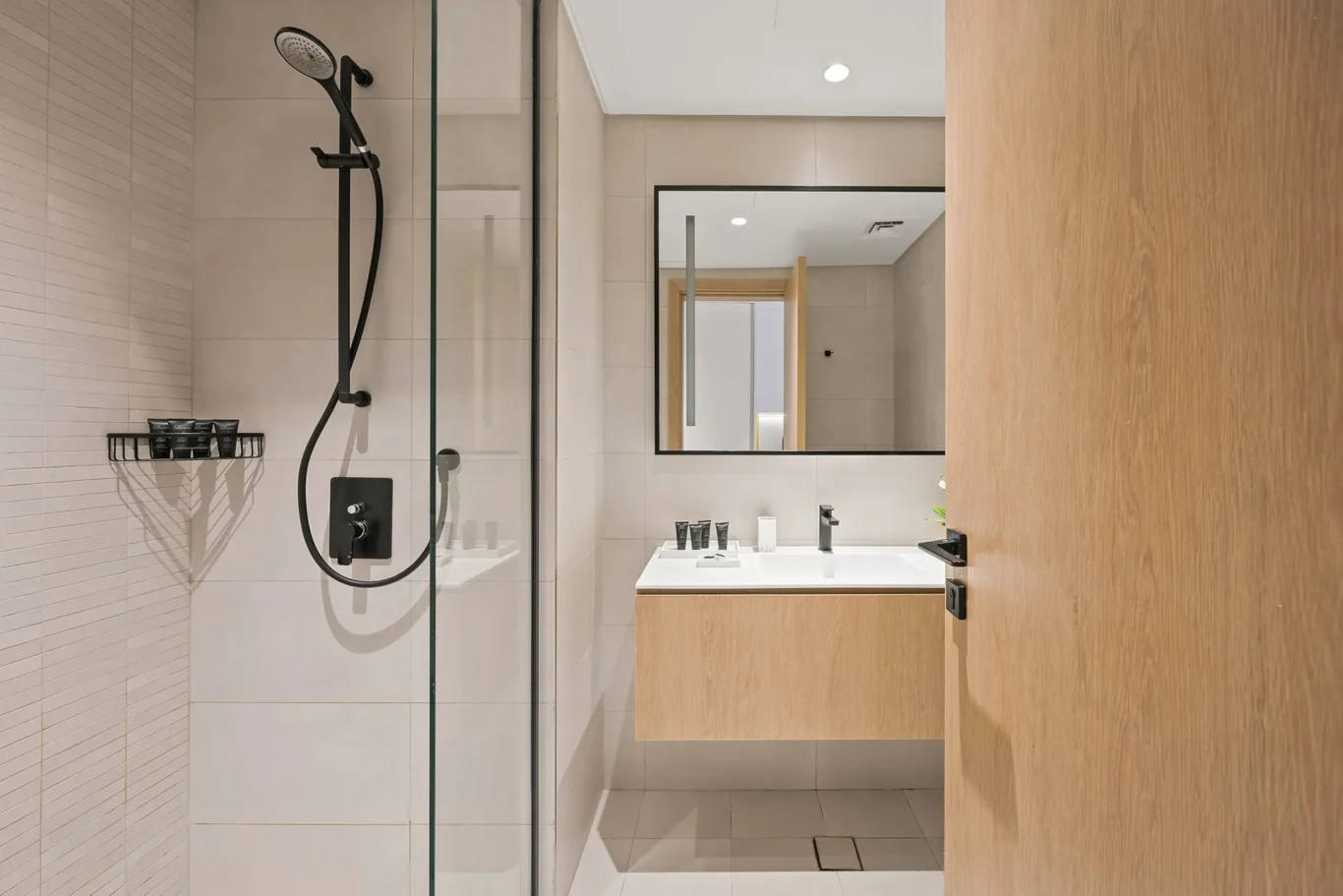 Studio Unit Airbnb Photography | Marquise Square Tower | Masoud Raoufi Photography Services Studio Unit Airbnb Photography | Marquise Square Tower