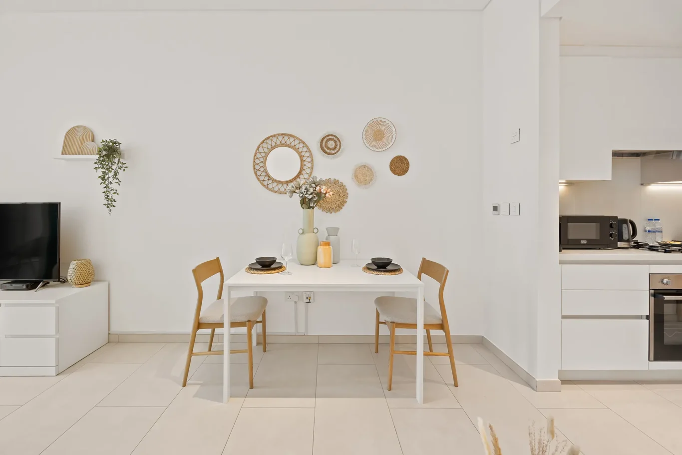 Studio Unit Airbnb Photography | Marquise Square Tower | Masoud Raoufi Photography Services Studio Unit Airbnb Photography | Marquise Square Tower