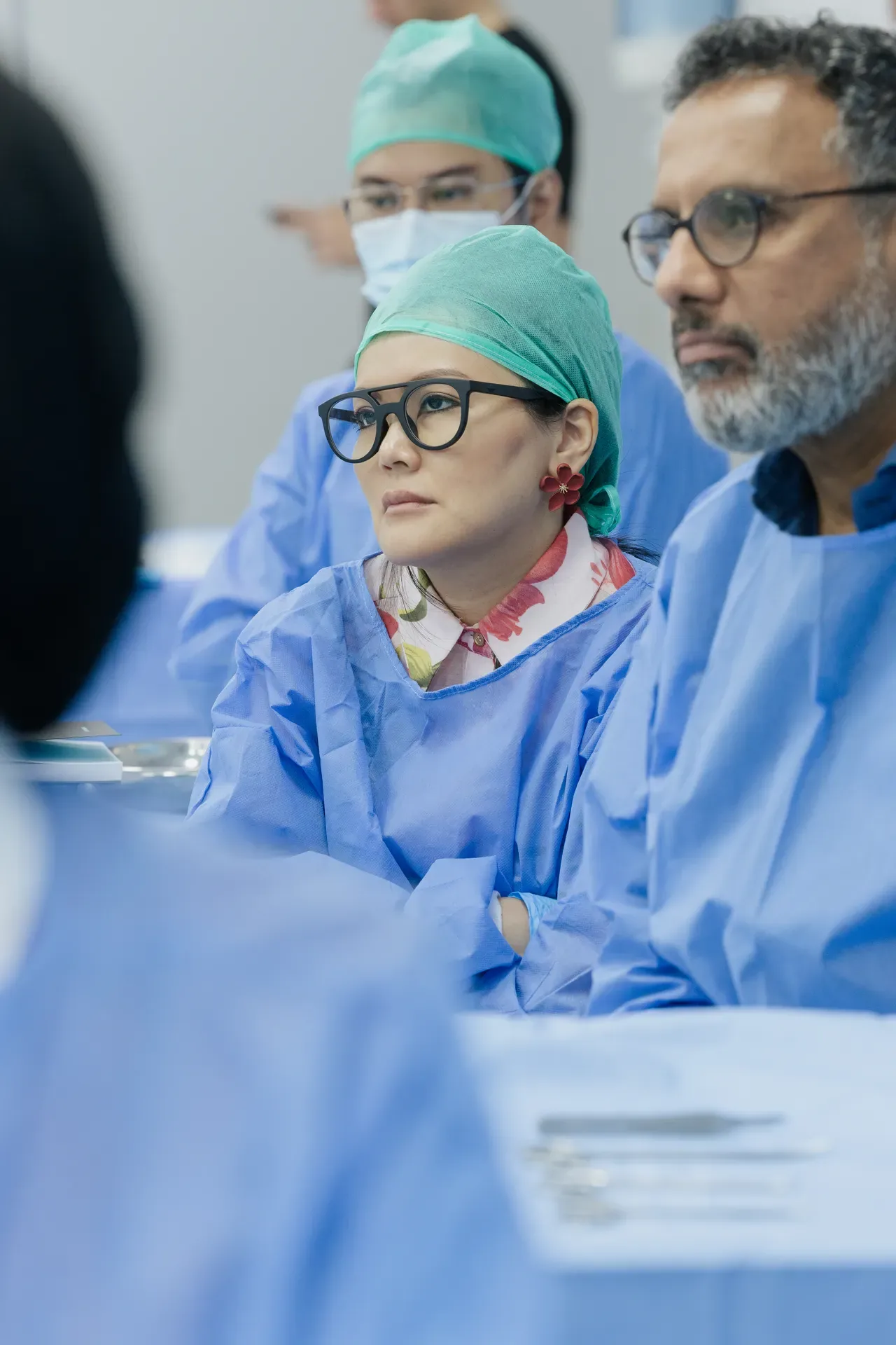 Participating doctors listening during the course. Event photography by MRPS at the Promoitalia Cadaver Lab medical anatomy course in Dubai.