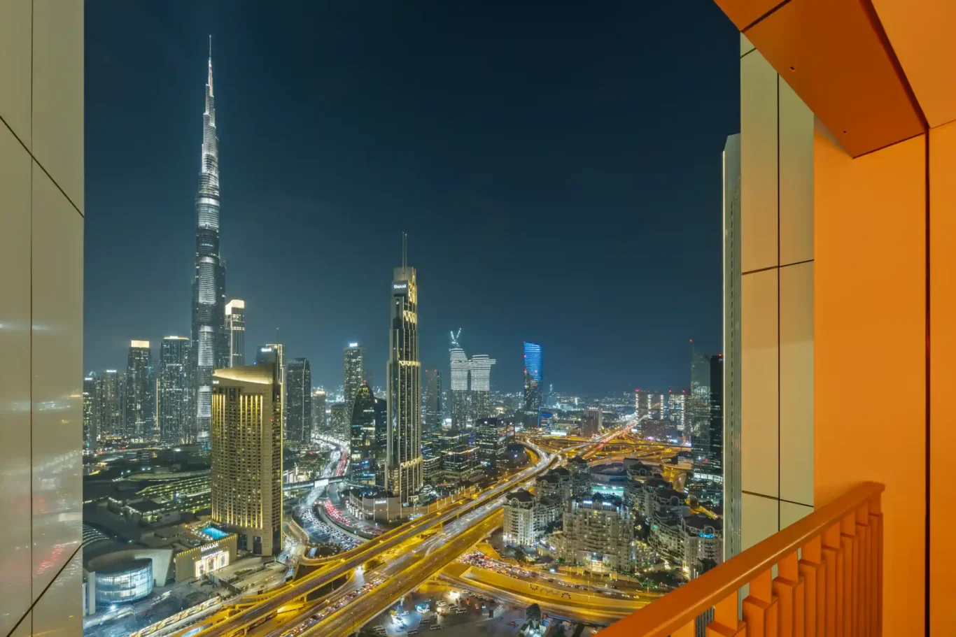 Downtown Dubai skyline at night from the high floor. Day, twilight and night Airbnb photography by MRPS for Vista Haus Holiday Homes in Downtown Dubai.